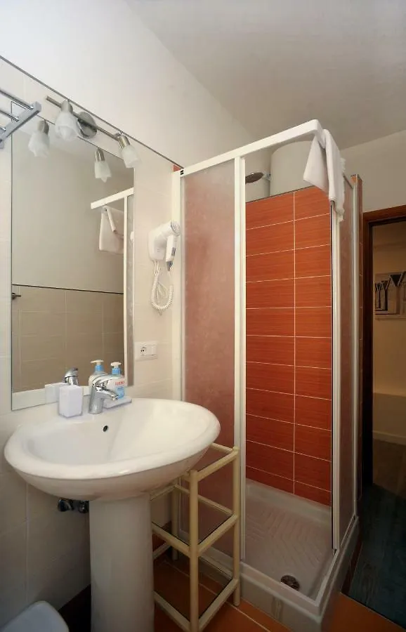 Apartment Alkira Lodge Alghero Italien